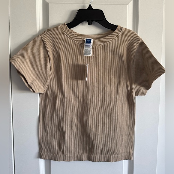 Old Navy Tops - Old Navy Tan Ribbed Short Sleeve Top